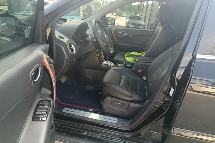 Used Renault Koleos 2016 2.5L 4x4 Comfort Sport Edition Driver Seat