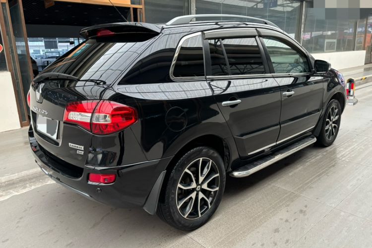 Used Renault Koleos 2016 2.5L 4x4 Comfort Sport Edition Exterior 1