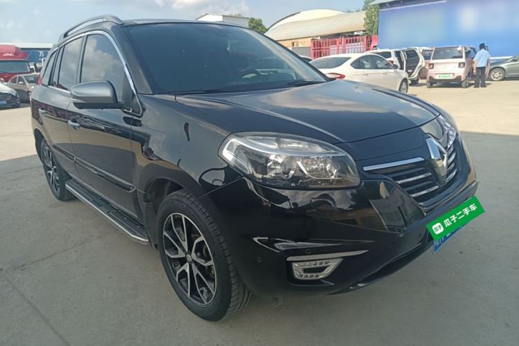 Used Renault Koleos 2016 2.5L 4x4 Comfort Sport Edition Front Right 45 Deg