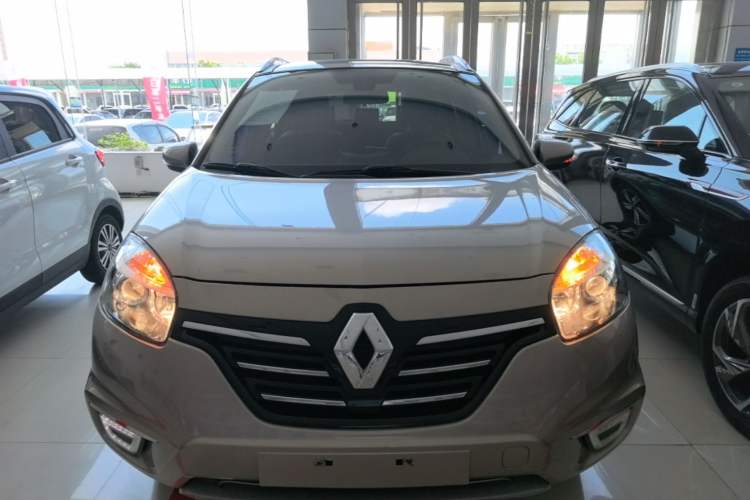 Used Renault Koleos 2016 2.0L Two-Wheel-Drive Comfort Edition with BOSE System Front