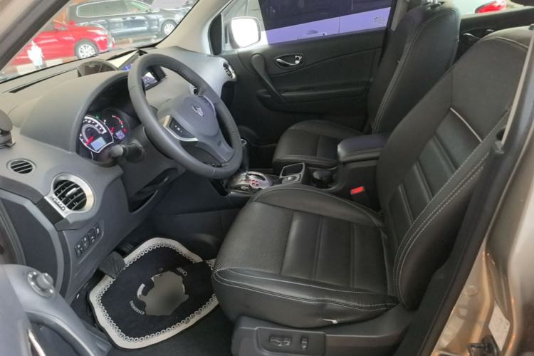 Used Renault Koleos 2016 2.0L Two-Wheel-Drive Comfort Edition with BOSE System Left Front Seat