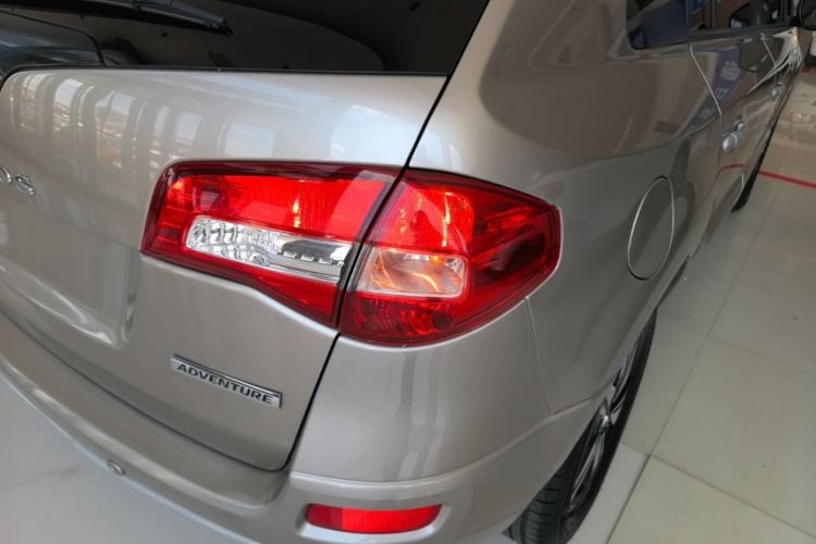 Used Renault Koleos 2016 2.0L Two-Wheel-Drive Comfort Edition with BOSE System Right Rear Taillight