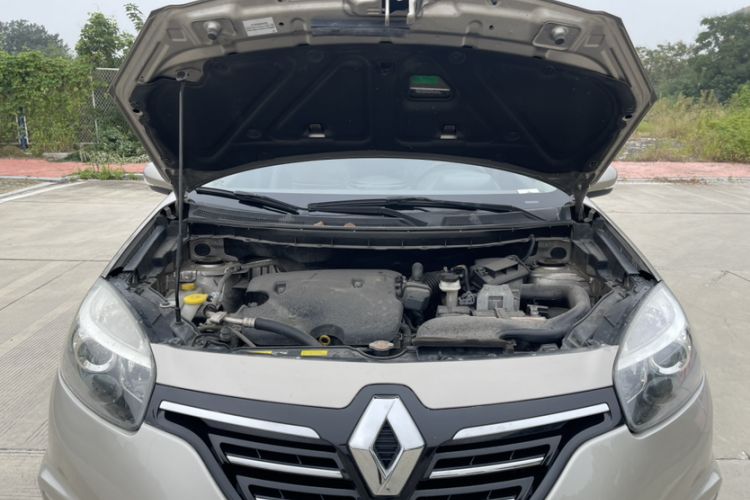 Used Renault Koleos 2016 2.0L Two-Wheel Drive Comfort Edition Engine Bay