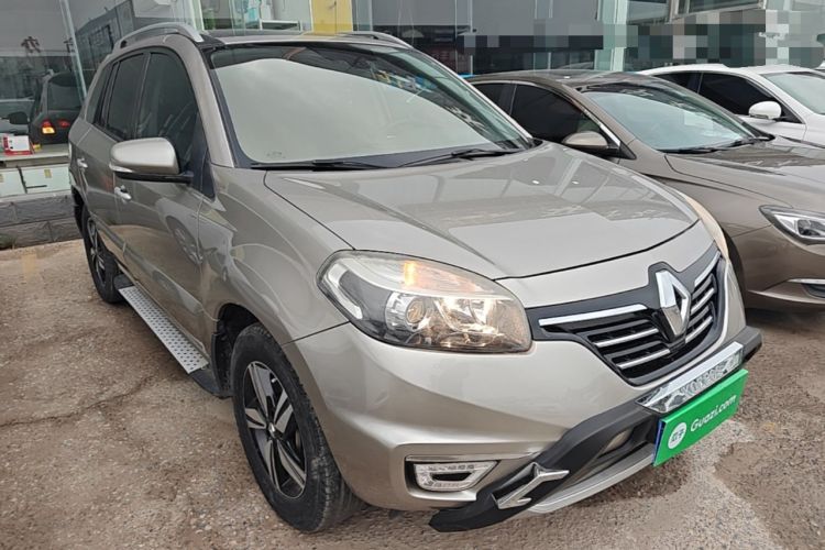 Used Renault Koleos 2016 Revised Version 2.0L Two-Wheel Drive Comfort Edition Front Right 45 Deg