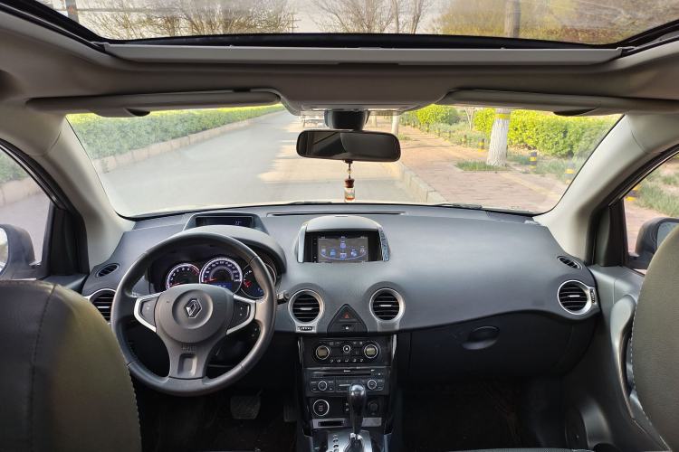Used Renault Koleos 2016 Revised Version 2.0L Two-Wheel Drive Comfort Edition Interior 4