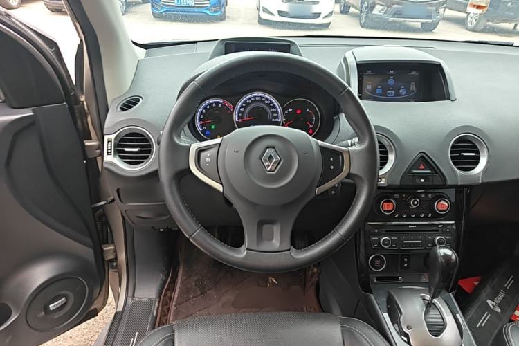 Used Renault Koleos 2016 Revised Version 2.0L Two-Wheel Drive Comfort Edition Steering Wheel