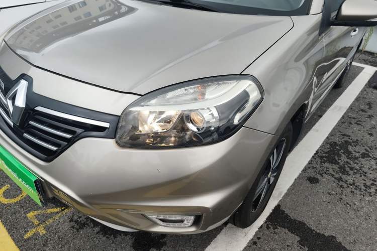 Used Renault Koleos 2016 2.0L Two-Wheel Drive Comfort Edition Left Front Headlight