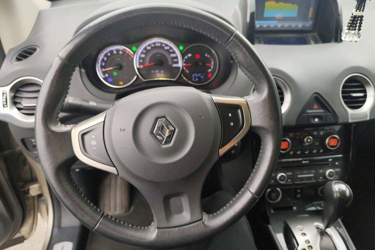 Used Renault Koleos 2016 2.0L Two-Wheel Drive Comfort Edition Steering Wheel