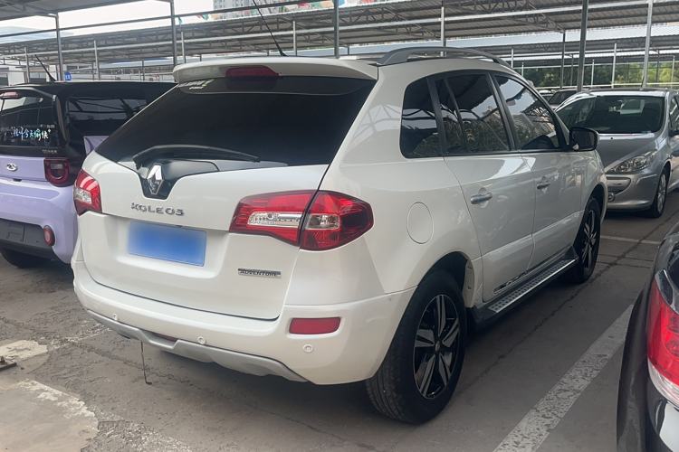 Used Renault Koleos 2016 2.0L Two-Wheel-Drive Comfort Edition with BOSE System Exterior 3