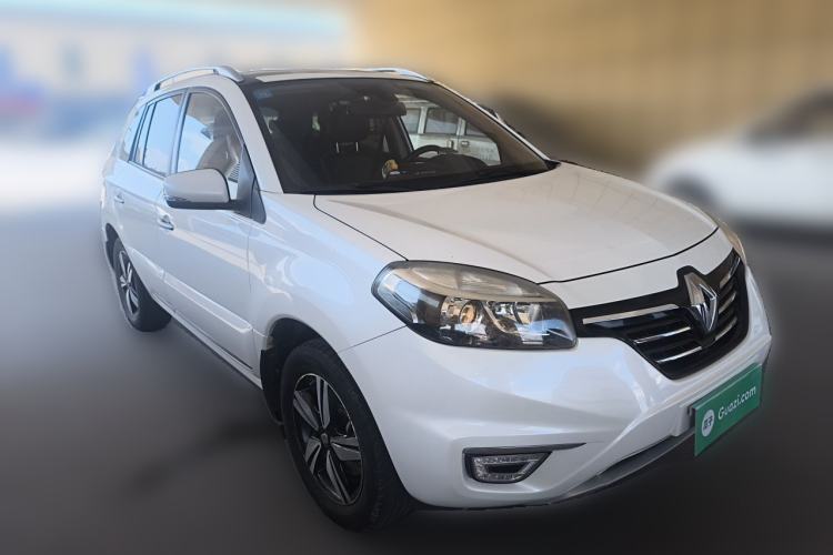 Used Renault Koleos 2016 2.0L Two-Wheel-Drive Comfort Edition with BOSE System Front Right 45 Deg