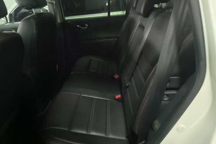 Used Renault Koleos 2016 2.5L Two-Wheel Drive Comfort & Sport Edition Interior 1
