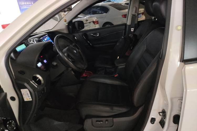 Used Renault Koleos 2016 2.5L Two-Wheel Drive Comfort & Sport Edition Left Front Seat