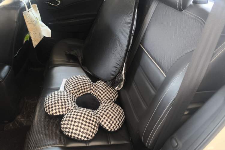 Used Renault Koleos 2016 2.0L Two-Wheel-Drive Comfort Edition with BOSE System Left Rear Seat