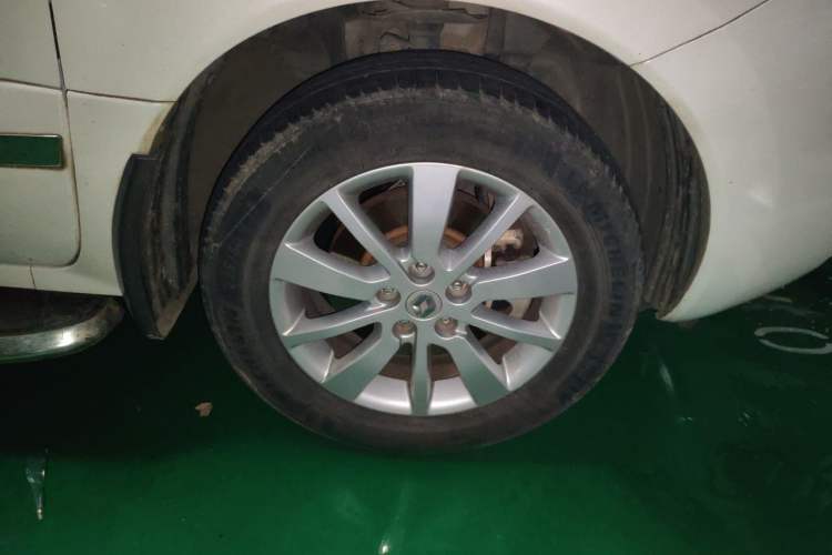 Used Renault Koleos 2016 2.0L Two-Wheel Drive Fashion Edition Right Front Wheel Hub