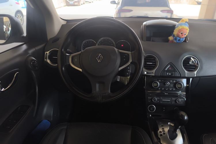 Used Renault Koleos 2016 2.0L Two-Wheel-Drive Comfort Edition with BOSE System Steering Wheel