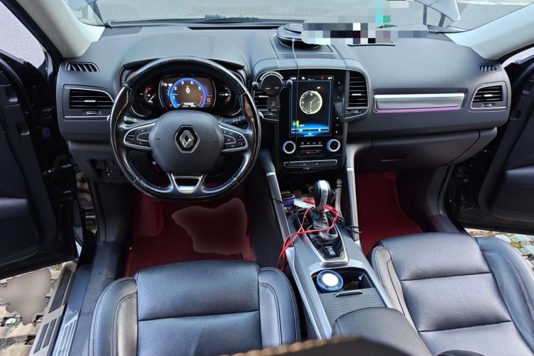 Used Renault Koleos 2017 2.0L Two-Wheel Drive Luxury Edition Center Console