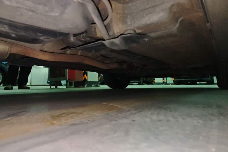 Used Renault Koleos 2017 2.0L Two-Wheel-Drive Leading Edition Chassis Rear Right