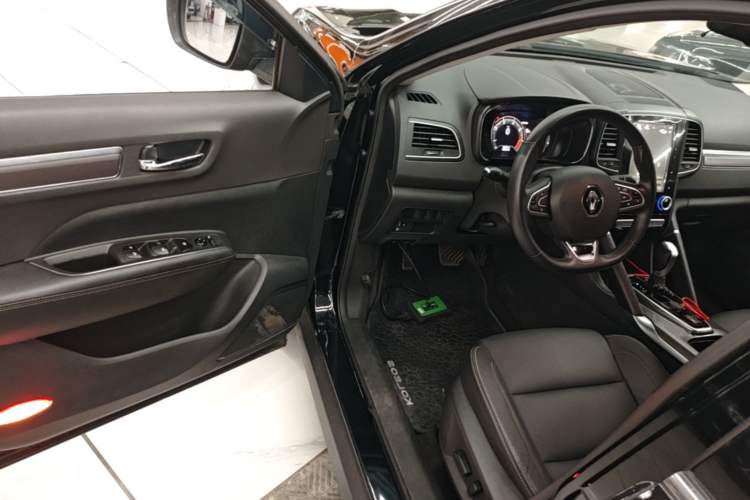Used Renault Koleos 2017 2.0L Two-Wheel Drive Luxury Edition Driver Seat