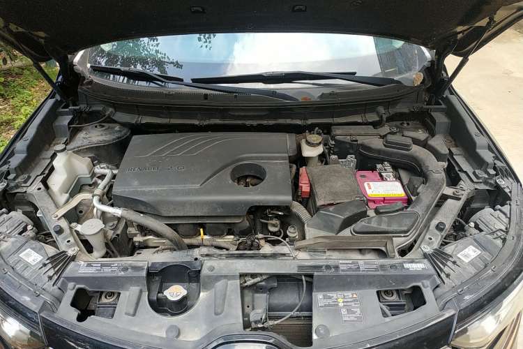 Used Renault Koleos 2017 2.0L Two-Wheel Drive Luxury Edition Engine Bay
