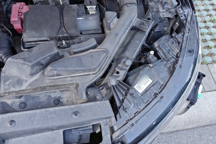 Used Renault Koleos 2017 2.0L Two-Wheel Drive Luxury Edition Engine Bay Left