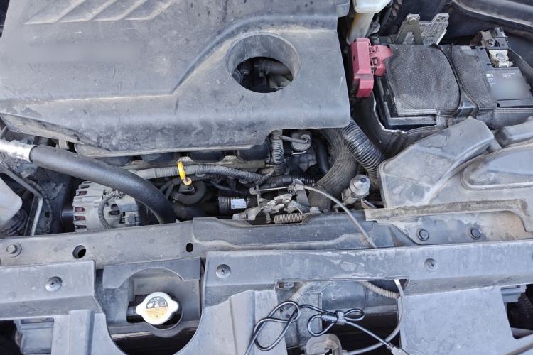 Used Renault Koleos 2017 2.0L Two-Wheel Drive Luxury Edition Engine Bay
