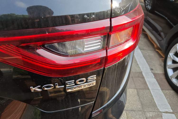 Used Renault Koleos 2017 2.5L Two-Wheel Drive Prestige Edition Exterior 6