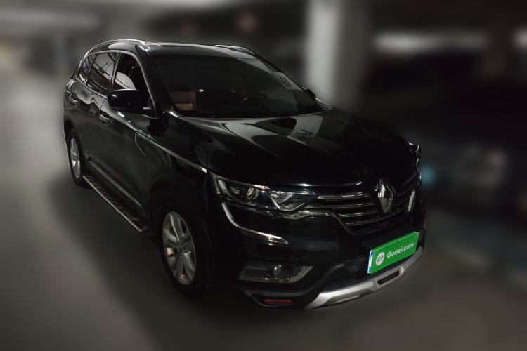 Used Renault Koleos 2017 2.0L Two-Wheel-Drive Leading Edition Front Right 45 Deg