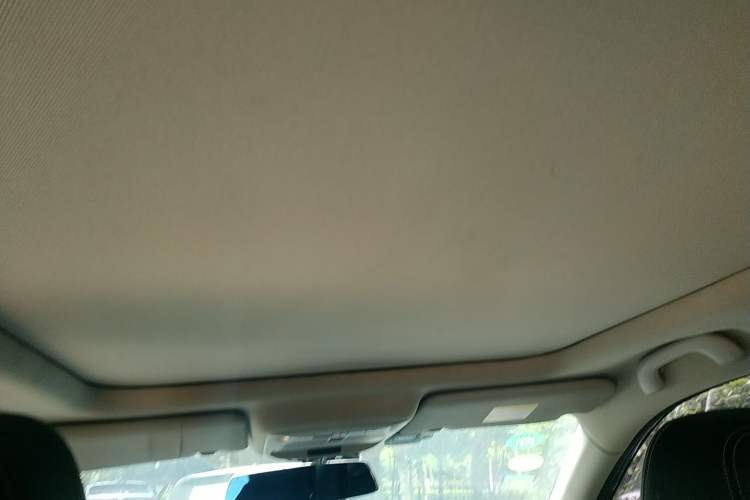 Used Renault Koleos 2017 2.0L Two-Wheel Drive Luxury Edition Headliner