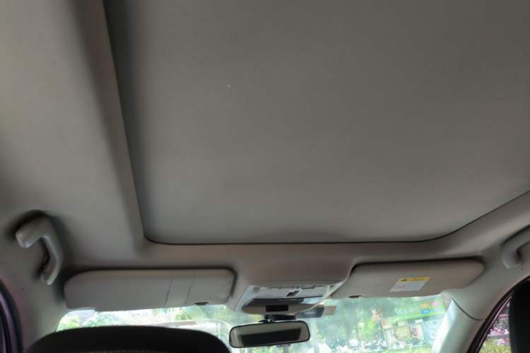 Used Renault Koleos 2017 2.0L Two-Wheel-Drive Leading Edition Headliner