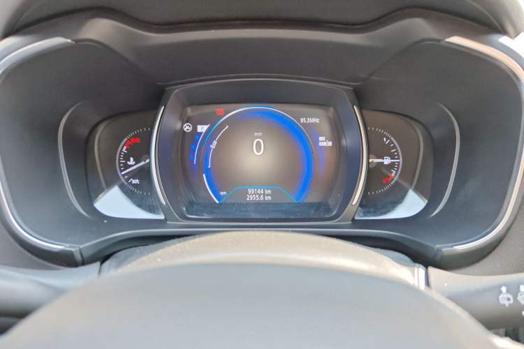 Used Renault Koleos 2017 2.5L Two-Wheel Drive Prestige Edition Instrument Cluster
