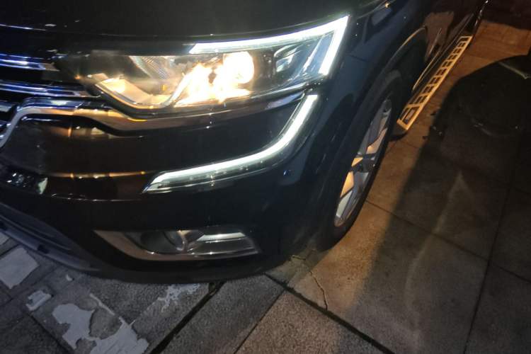Used Renault Koleos 2017 2.5L Two-Wheel Drive Prestige Edition Left Front Headlight