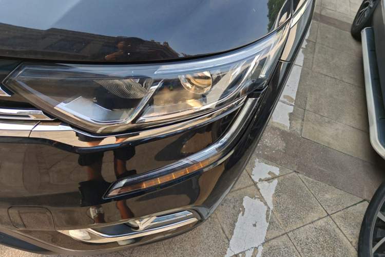 Used Renault Koleos 2017 2.5L Two-Wheel Drive Prestige Edition Left Front Headlight