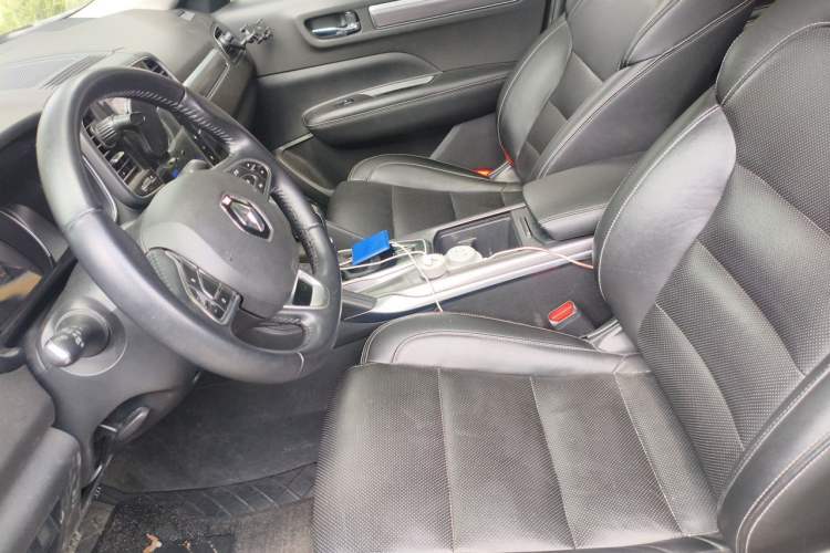Used Renault Koleos 2017 2.0L Two-Wheel Drive Luxury Edition Left Front Seat
