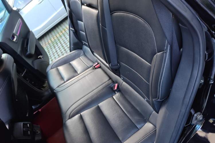 Used Renault Koleos 2017 2.0L Two-Wheel Drive Luxury Edition Left Rear Seat