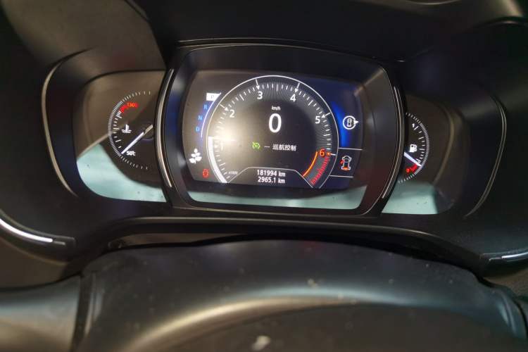 Used Renault Koleos 2017 2.5L Two-Wheel Drive Prestige Edition Odometer Close Up