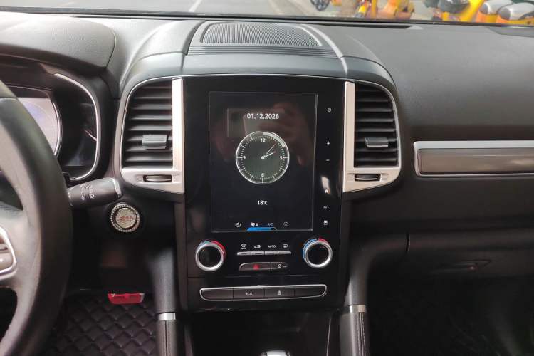 Used Renault Koleos 2017 2.5L Two-Wheel Drive Prestige Edition Audio And AC Panel