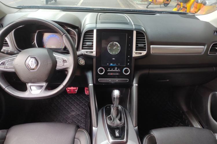 Used Renault Koleos 2017 2.5L Two-Wheel Drive Prestige Edition Center Console