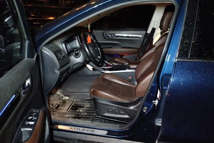 Used Renault Koleos 2017 2.5L 4x4 Flagship Edition Driver Seat