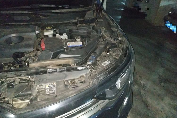 Used Renault Koleos 2017 2.0L Two-Wheel Drive Comfort Edition Engine Bay Left
