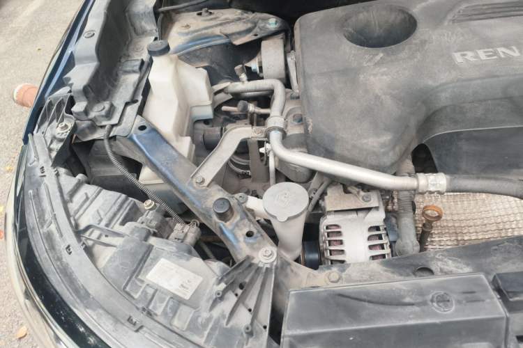 Used Renault Koleos 2017 2.5L 4x4 Flagship Edition Engine Bay Right