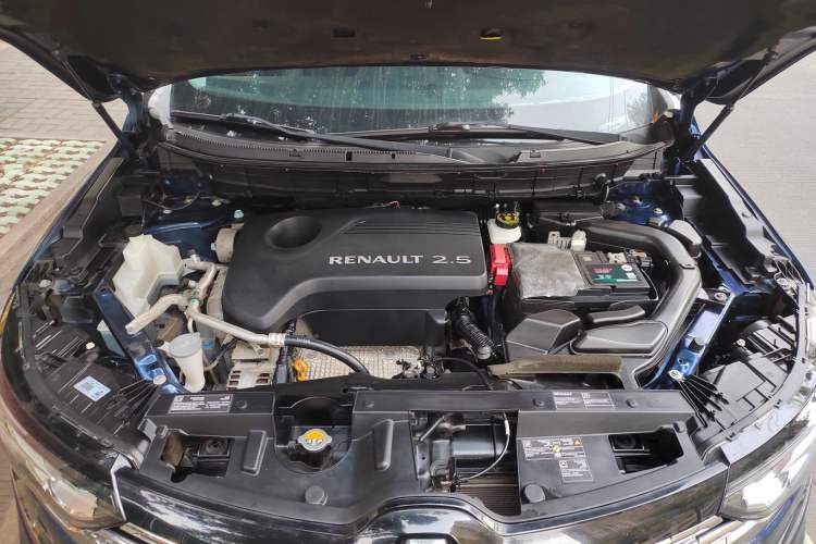 Used Renault Koleos 2017 2.5L Two-Wheel Drive Prestige Edition Engine Bay