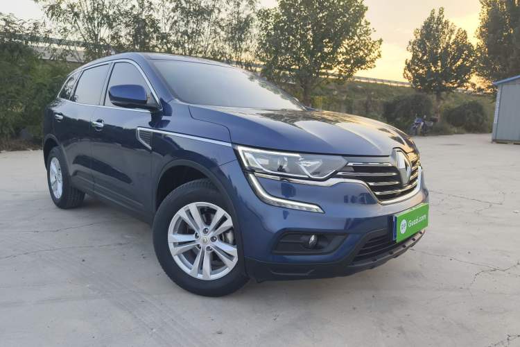 Used Renault Koleos 2017 2.0L Two-Wheel Drive Comfort Edition Front Right 45 Deg