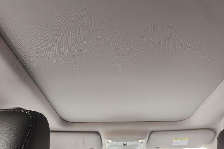 Used Renault Koleos 2017 2.0L Two-Wheel Drive Luxury Edition Headliner