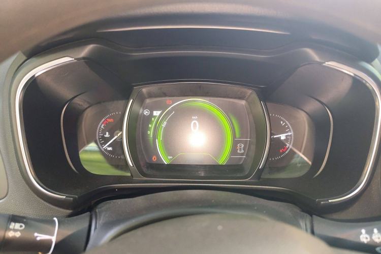 Used Renault Koleos 2017 2.0L Two-Wheel Drive Comfort Edition Instrument Cluster
