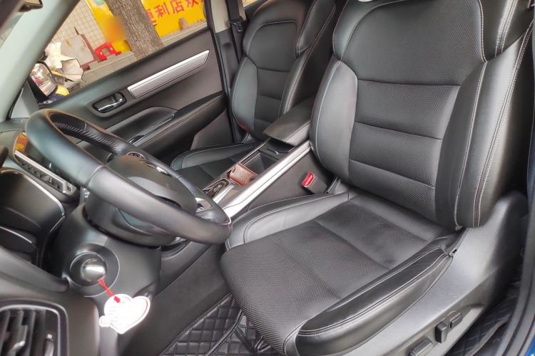 Used Renault Koleos 2017 2.5L Two-Wheel Drive Prestige Edition Left Front Seat