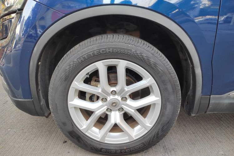 Used Renault Koleos 2017 2.5L Two-Wheel Drive Prestige Edition Left Front Wheel Hub