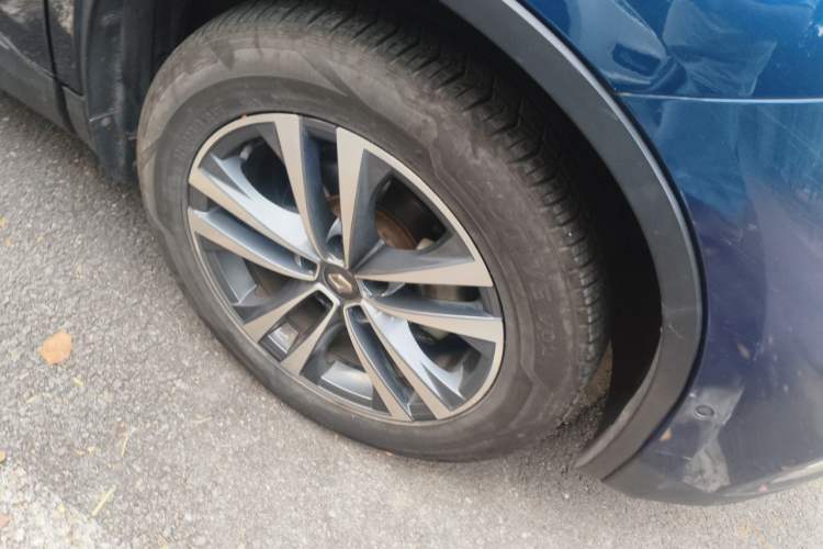 Used Renault Koleos 2017 2.5L 4x4 Flagship Edition Right Front Wheel Hub