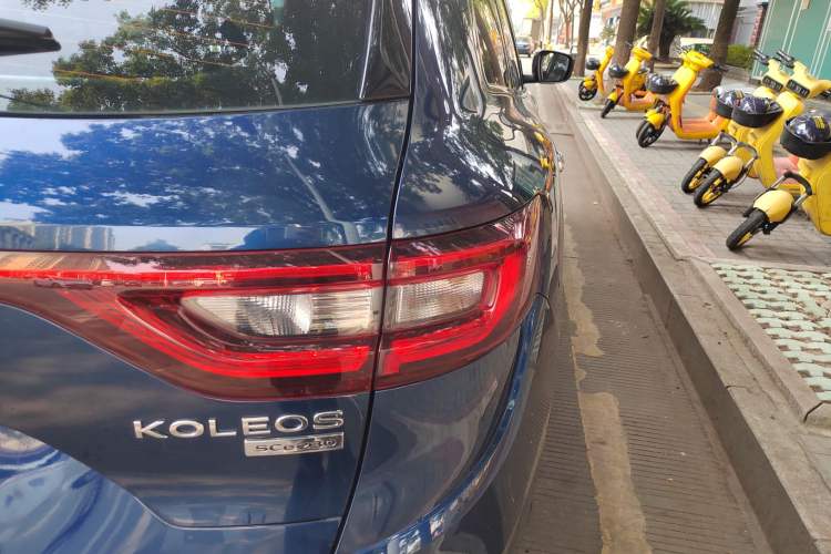 Used Renault Koleos 2017 2.5L Two-Wheel Drive Prestige Edition Right Rear Taillight