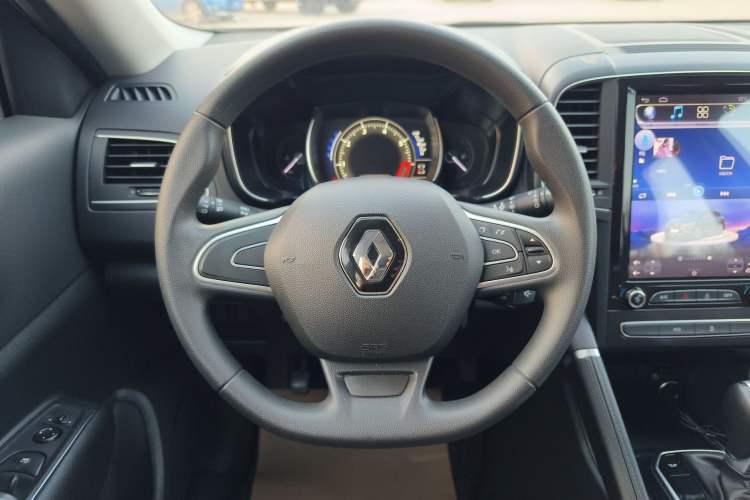 Used Renault Koleos 2017 2.0L Two-Wheel Drive Comfort Edition Steering Wheel
