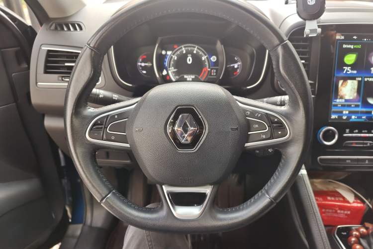 Used Renault Koleos 2017 2.0L Two-Wheel Drive Luxury Edition Steering Wheel